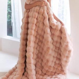 1pc Bubble Fleece Double-Layer Blanket, Luxurious Faux Rabbit Fur Thick Warm & Soft Multi-Use Throw Blanket For Living Room, Bedroom, Sofa, Great Gift Idea For Enjoying Double Warmth Dusty Pink