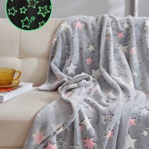 1pc Flannel Printed Five-Pointed Star Pattern Night Light Blanket, Children's Bed Or Sofa Soft Skin-Friendly All Seasons Universal Blanket Grey